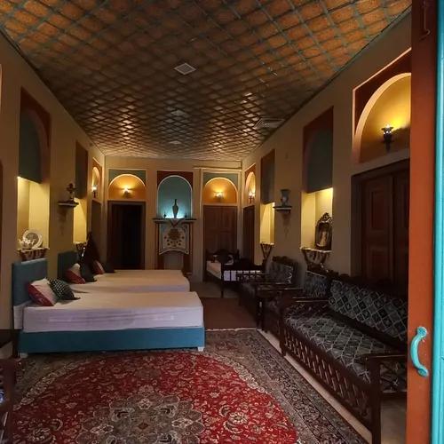تصویر 5 - اقامتگاه بوم‌گردی خانه تاریخی شرفخانی در  همدان