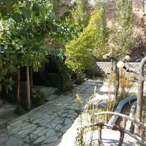 تصویر 8 - اقامتگاه بوم‌گردی باغ تفریحی پرنیان (۳) در  یاسوج