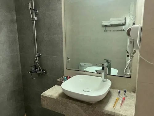 تصویر 10 - آپارتمان مبله آراد (1) در مشهد