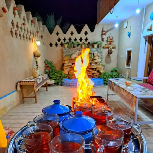 تصویر 6 - اقامتگاه بوم‌گردی راوي كوير مصر (اتاق شاه نشین) در  خور و بیابانک