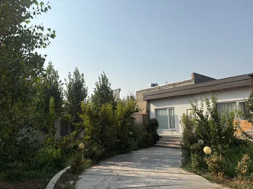 تصویر ۱ - ویلا استخردار آبگرم لونا با فوتبال دستی در  چهارباغ
