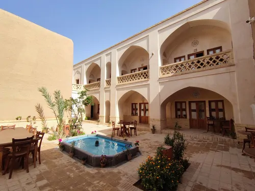 تصویر 9 - هتل سنتی سرای طاقچشمه (اتاق ملکشاد) در  آران و بیدگل