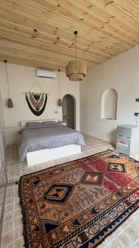 منگو (C) با صبحانه رایگان