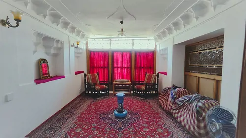 تصویر 3 - اقامتگاه بومگردی عمارت تاریخی دلگشا (گوشواره یاقوت) در اصفهان