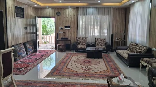 تصویر 3 - ویلا استخردار آبسرد باران در چهارباغ