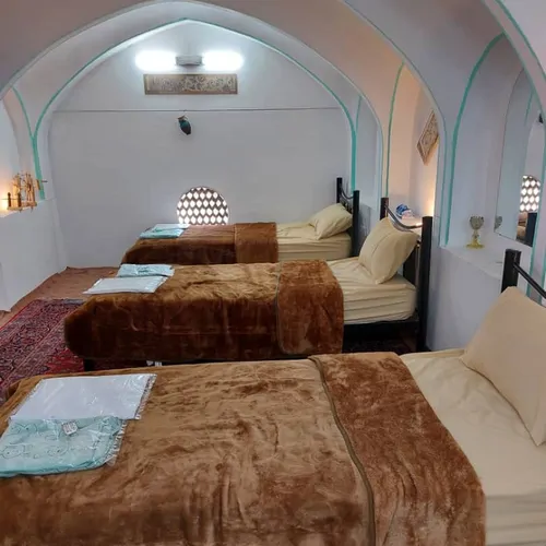 تصویر 5 - هتل سنتی صادقی (اتاق3 درب حوض) (شاه نشین) در  کاشان