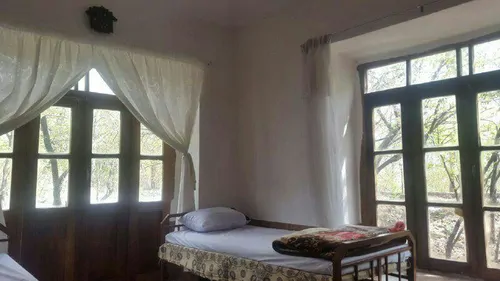 تصویر 2 - اقامتگاه بوم‌گردی بهارنارنج (دوتخته) در قمصر