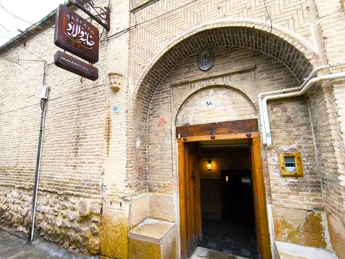 تصویر 18 - هتل سنتی خانه والاد (اتاق شاباجی) در  شیراز