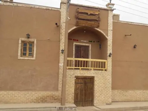 تصویر 4 - اقامتگاه بوم‌گردی رمضان بیک( اتاق پروین) در کاشمر