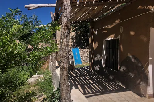 تصویر 3 - اقامتگاه بوم‌گردی کوهسار گنجان (۳ نفره) در  رابر