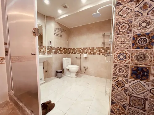 تصویر 11 - ویلا مجموعه اقامتی ماهور "اتاق خواجو پنج تخته " در اصفهان