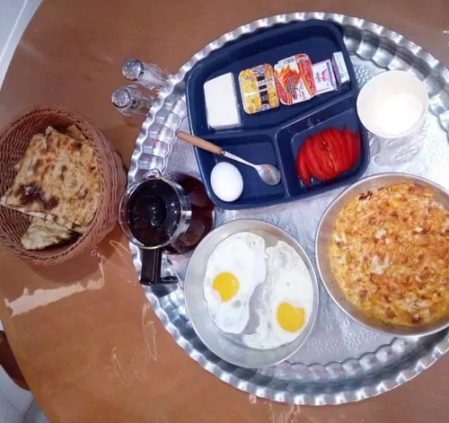 تصویر 22 - آپارتمان مبله لاولی روم (واحد 3) در میدان انقلاب با صبحانه رایگان  در  تهران