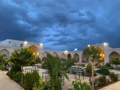 تصویر 3 - هتل سنتی اتاق دوتخت عباسی هتل کاروانسرای عباسی دودهک در دلیجان