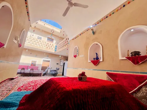 تصویر 3 - اقامتگاه بوم‌گردی راوي كوير مصر (راوی ۱) در  خور و بیابانک