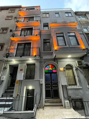 تصویر 10 - آپارتمان لوکس تکسیم آسانسوردار (5) در استانبول