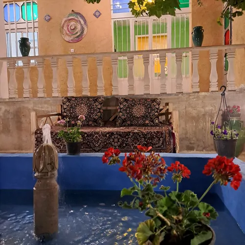 تصویر 3 - اقامتگاه بوم‌گردی بومگردی خانه کاج واحد یاقوت در شهرکرد