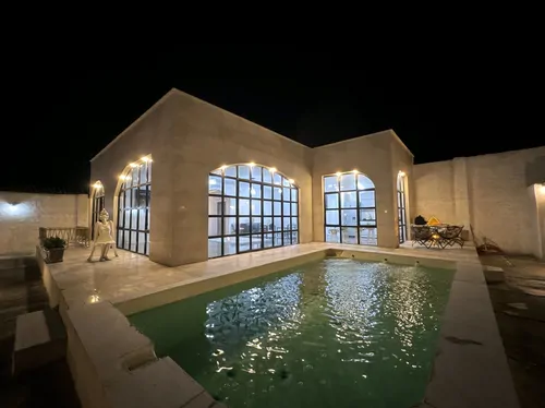 مدیترانه ای استخردار آبگرم نیکی