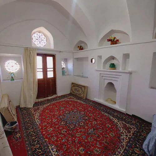 تصویر 6 - سوییت  شمس العماره (اتاق صد طاقچه) در  اردستان