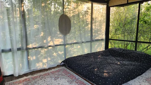 تصویر 4 - سوییت آلاچیق شیشه ای باغ آلوچه  در  رشت