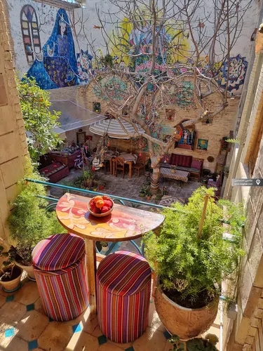 تصویر 10 - هتل سنتی ماه سلطان (اتاق مَه بانو) در  شیراز