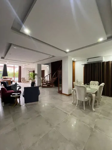 تصویر 13 - ویلا استخردار آبگرم لاکچری عمارت شیشه ای با جکوزی در رویان