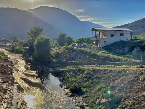 تصویر ۱ - خانه روستایی مزرعه رووار در  کیاسر