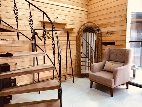 تصویر 9 - کلبه سوئیسی تالاب با جکوزی در  انزلی