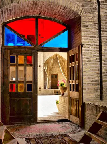 تصویر 5 - هتل سنتی کاروانسرای صفویه سریزد (6) در  مهریز