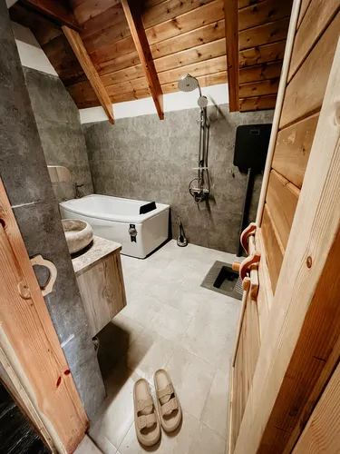 تصویر 12 - کلبه سوئیسی کاج در  کلاردشت