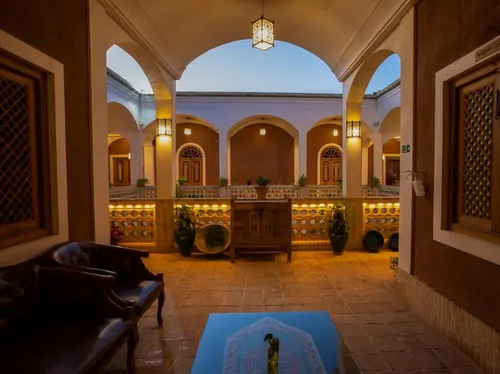 تصویر 17 - هتل سنتی سرای بابا افضل(اتاق202) در  کاشان
