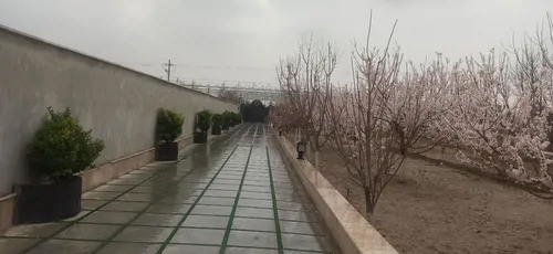 تصویر 3 - ویلا باغ فوق لاکچری سادات استخر آبگرم در چهارباغ