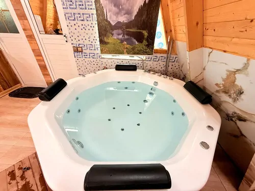 تصویر 16 - کلبه سویسی یوکا با جکوزی در  شیرگاه