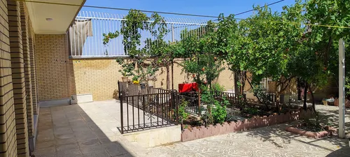 تصویر 19 - ویلا قلات در شیراز