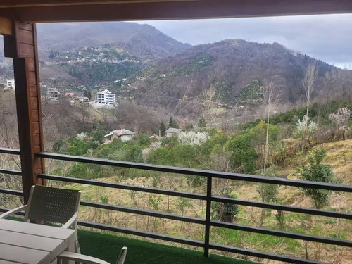 تصویر 13 - کلبه سوییسی سبز با جکوزی در  رامسر