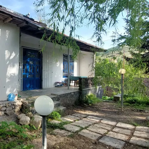 تصویر ۱ - کلبه روستایی اِستوگا در  سوادکوه