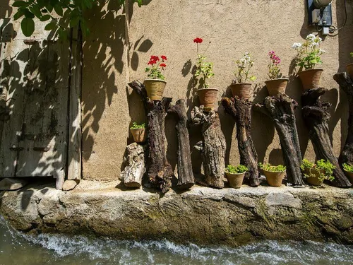 تصویر 5 - اقامتگاه بوم‌گردی چنارستان (اتاق شمعدانی) در  نیشابور