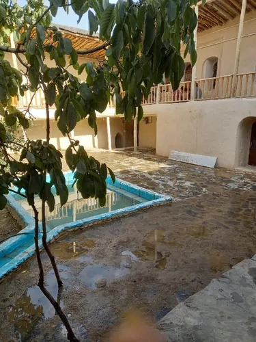 تصویر 12 - خانه قلعه تاریخی کریم خان (اتاق۱) در  همدان