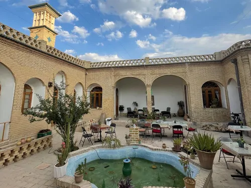 تصویر 8 - هتل سنتی خانه ی ما (اتاق گوشه) در  کرمان