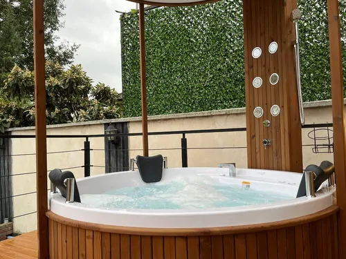 تصویر 53 - کلبه سوئیسی جکوزی دار جنگلی خانه ی امید در  ماسال