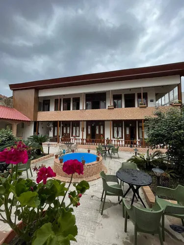 تصویر 3 - هتل سنتی سبزه میدان (6) با صبحانه رایگان در  رشت