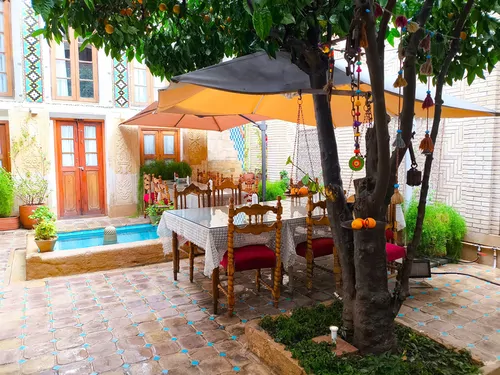 تصویر 16 - هتل سنتی خانه والاد (اتاق شاباجی) در  شیراز