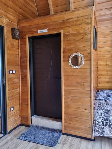 تصویر 16 - کلبه سوییسی ماه عسل با جکوزی در اربکله در  رامسر