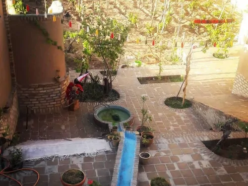 تصویر 5 - اقامتگاه بوم‌گردی رمضان بیک( اتاق حافظ) در  کاشمر