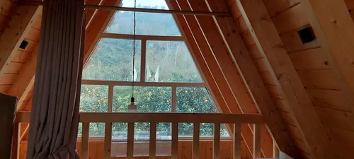 تصویر 22 - کلبه سوئیسی اهورا در  رودسر