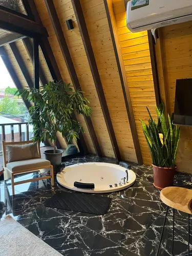 تصویر 8 - کلبه لاروو با جکوزی در کلارآباد