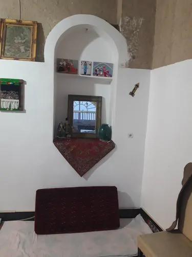 تصویر 2 - اقامتگاه بوم‌گردی فخرالزمان در باغ بهادران