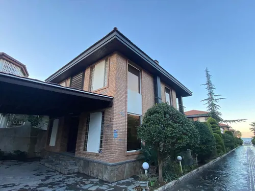 تصویر 25 - ویلا ساحلی آراد در نوشهر