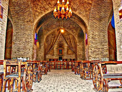 تصویر 2 - هتل سنتی کاروانسرای صفویه سریزد (14) در  مهریز