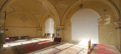 تصویر 5 - ویلا قصر فیروزه VIP در گرمسار