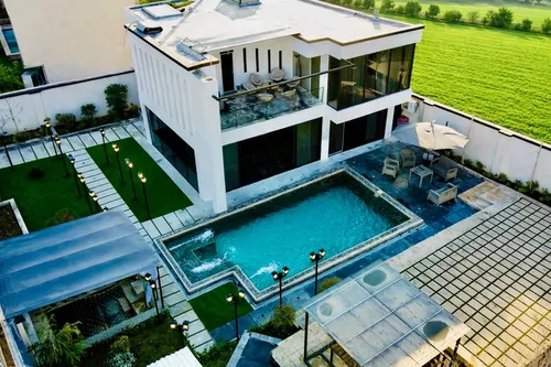 تصویر 2 - ویلا استخردار آبگرم عمارت لوكس هاكان در کردان